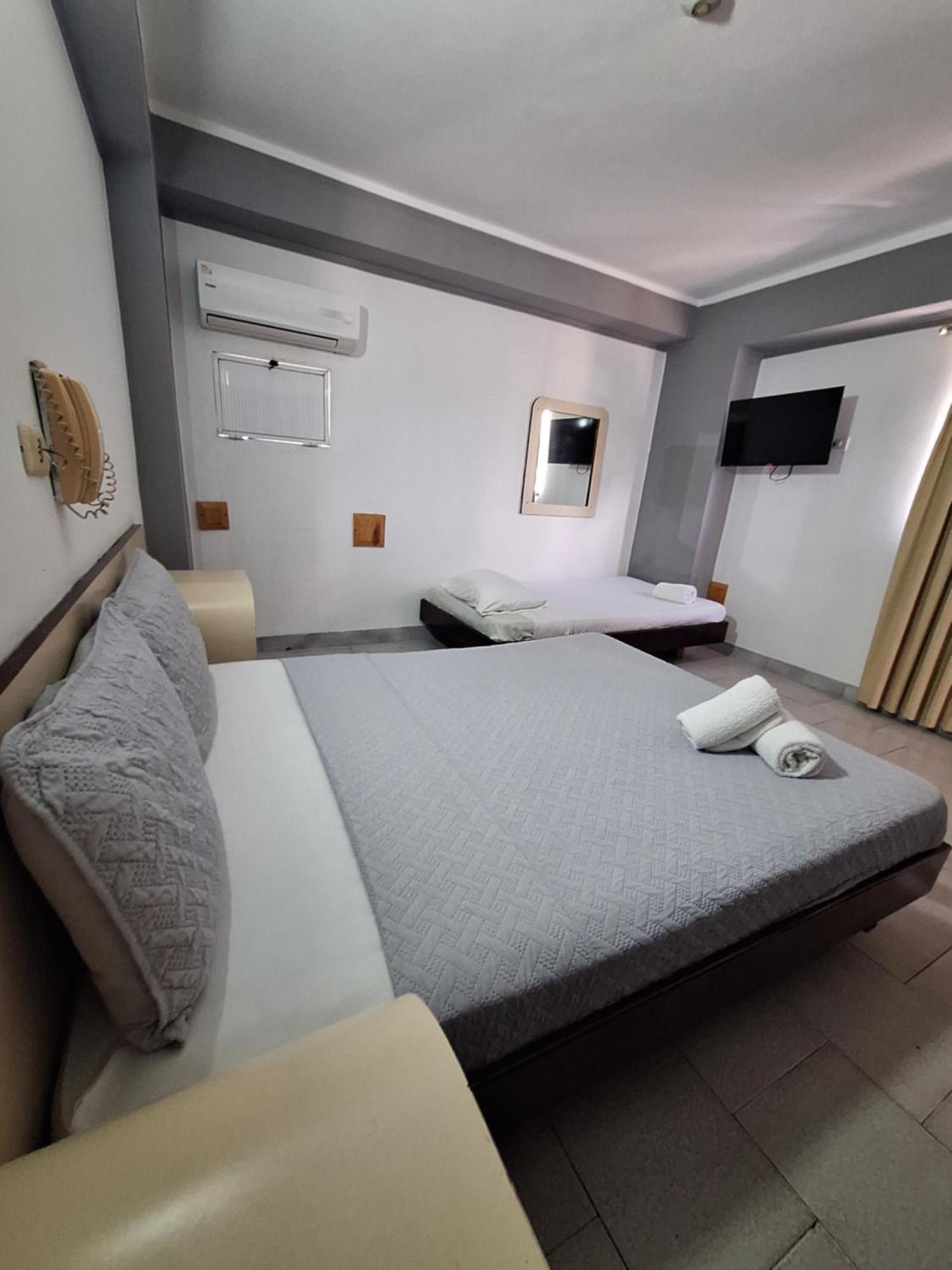 Hotel Jupiter El Morro de Barcelona Esterno foto